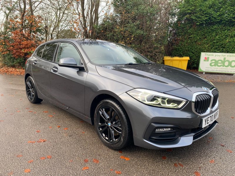 BMW 1 SERIES