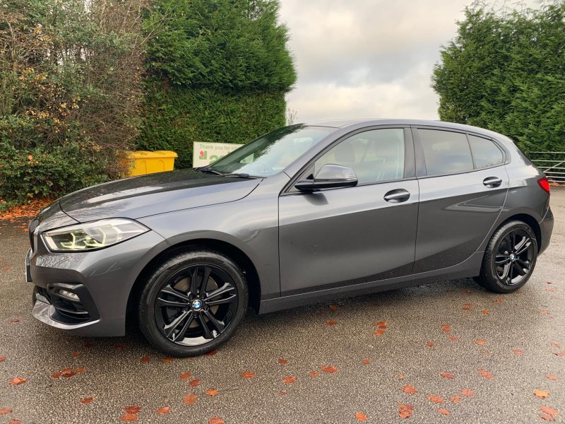 BMW 1 SERIES