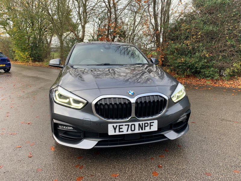 BMW 1 SERIES