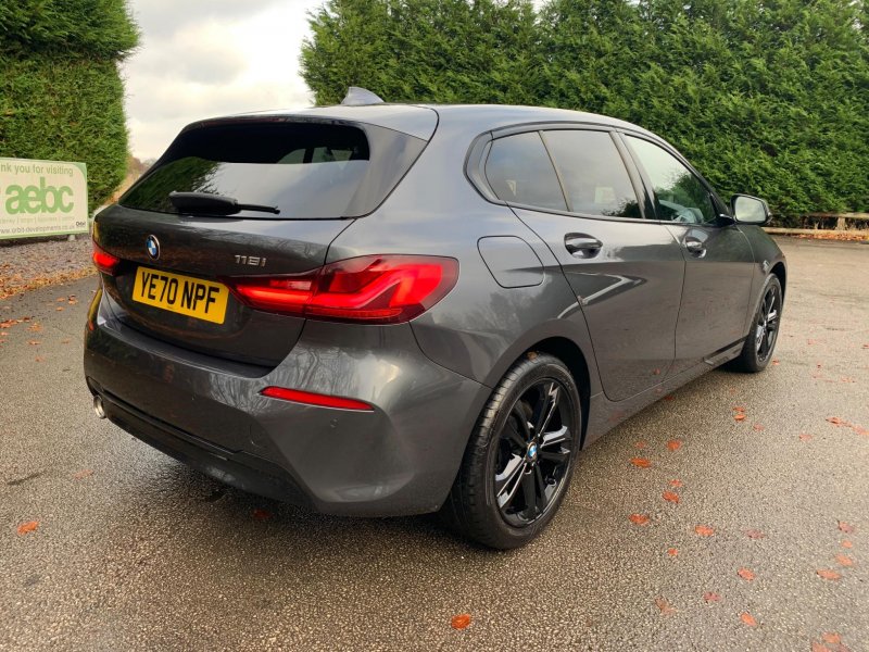 BMW 1 SERIES