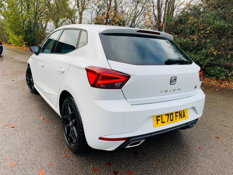 SEAT IBIZA