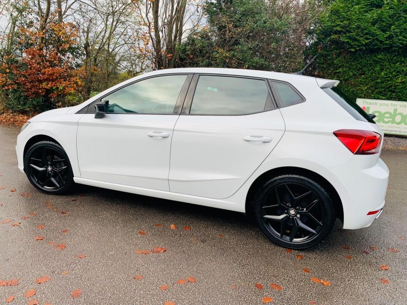 SEAT IBIZA
