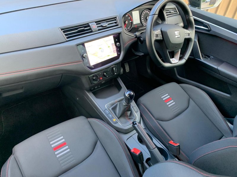 SEAT IBIZA
