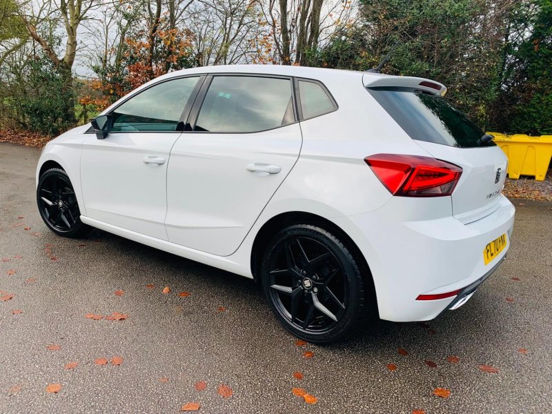 SEAT IBIZA
