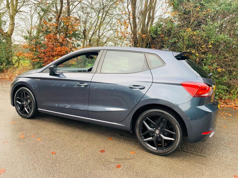 SEAT IBIZA