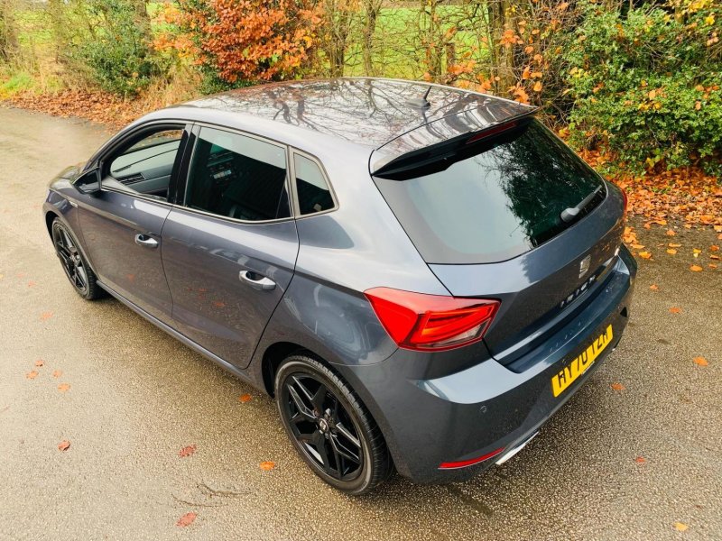 SEAT IBIZA