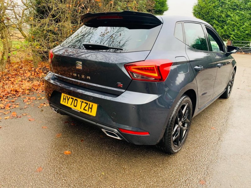 SEAT IBIZA