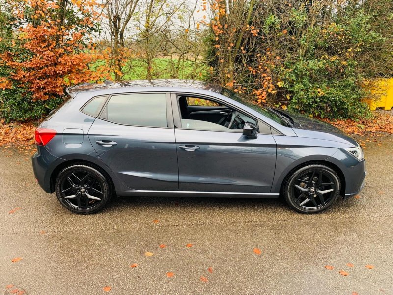 SEAT IBIZA