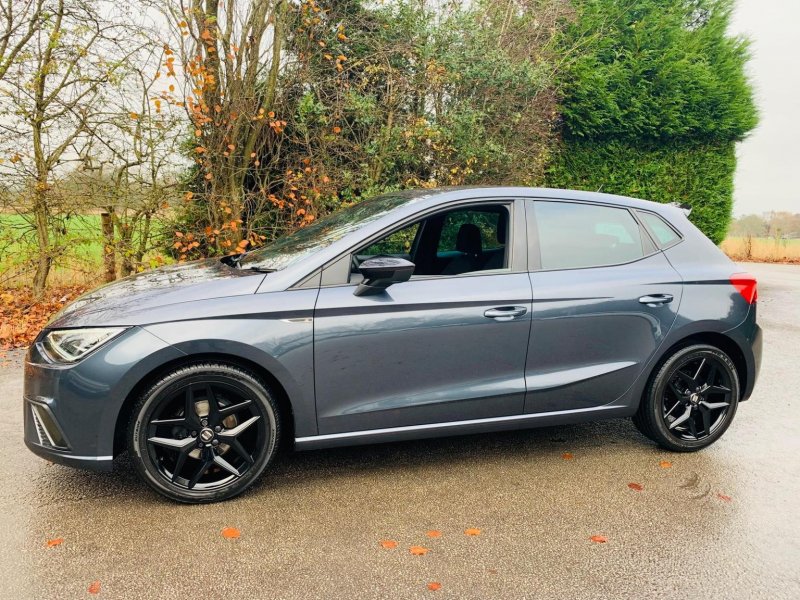 SEAT IBIZA