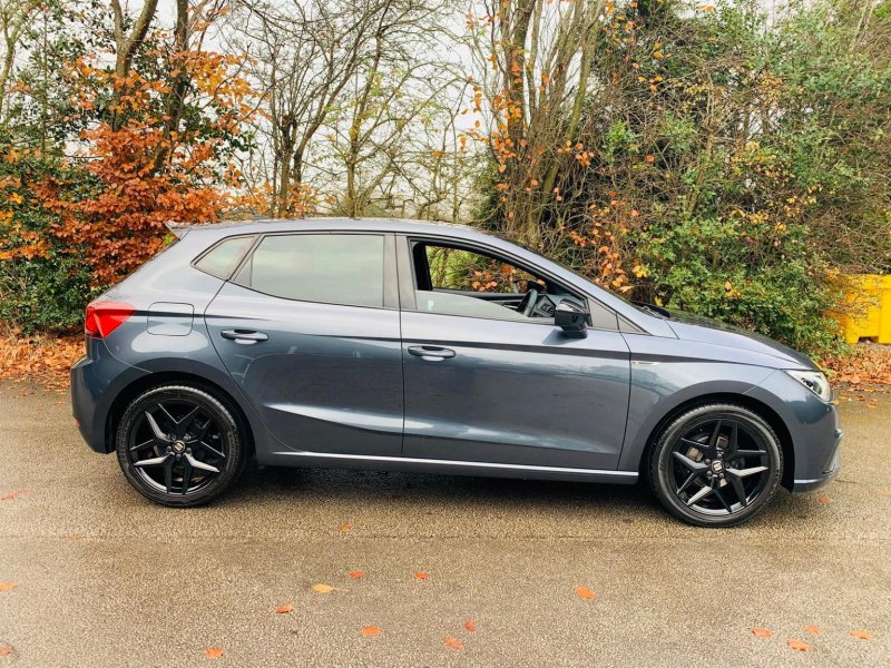 SEAT IBIZA