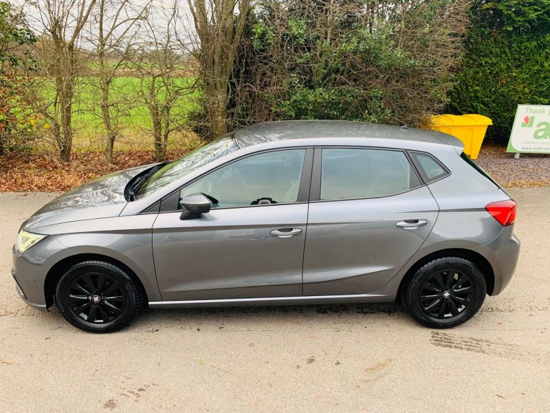 SEAT IBIZA