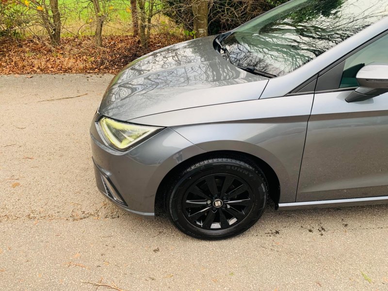 SEAT IBIZA