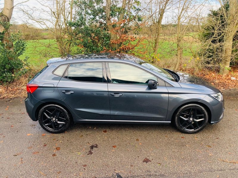 SEAT IBIZA