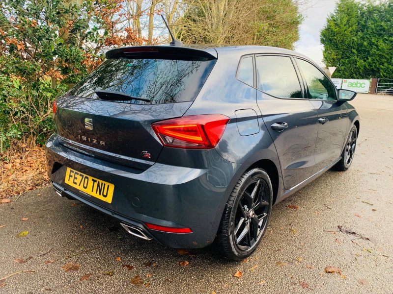 SEAT IBIZA