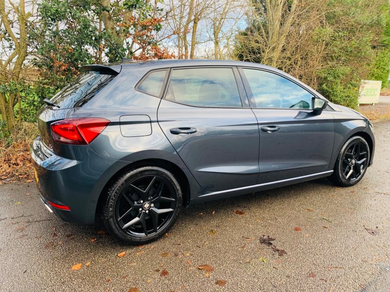 SEAT IBIZA