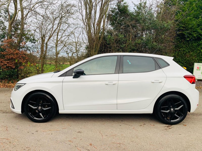 SEAT IBIZA