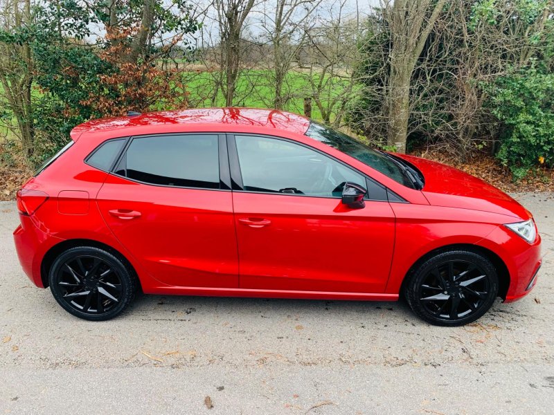 SEAT IBIZA