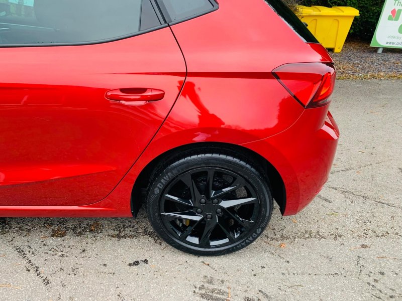 SEAT IBIZA