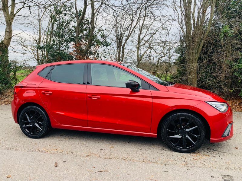 SEAT IBIZA