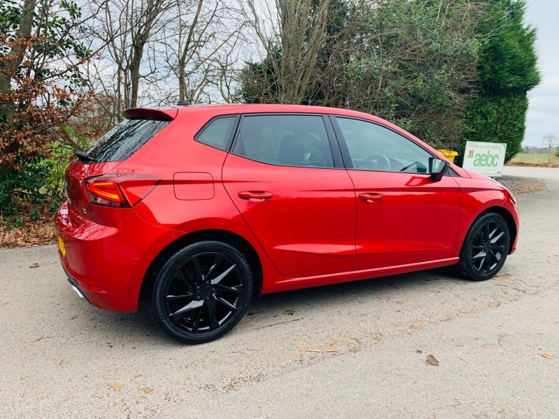 SEAT IBIZA