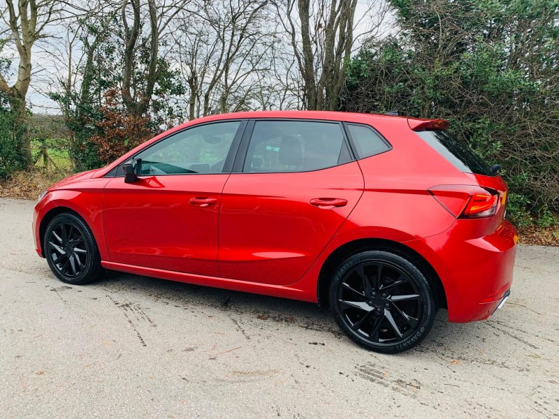 SEAT IBIZA