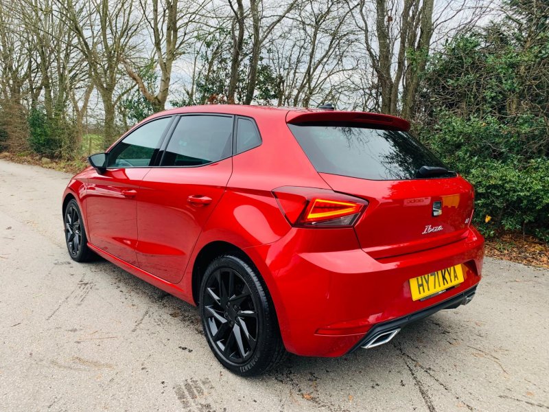 SEAT IBIZA