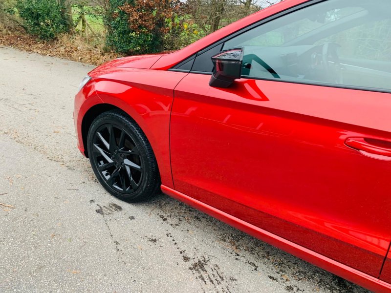 SEAT IBIZA