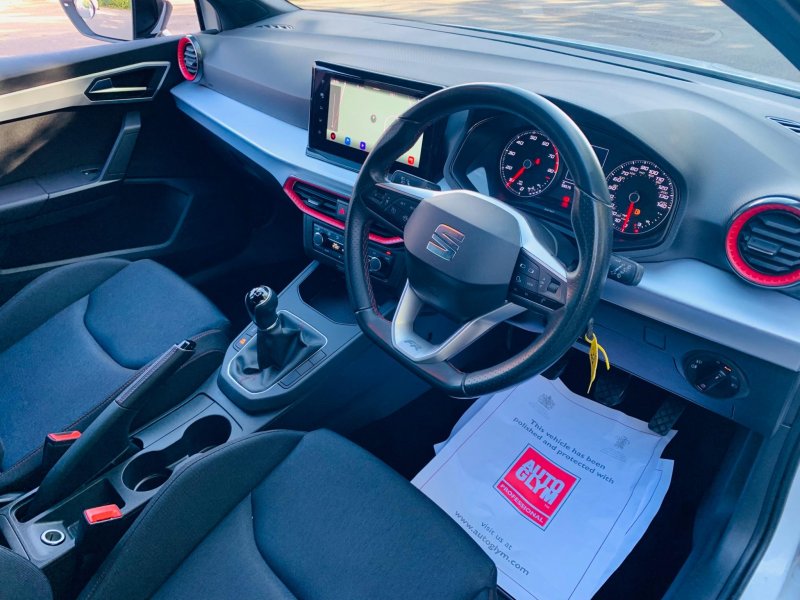 SEAT IBIZA