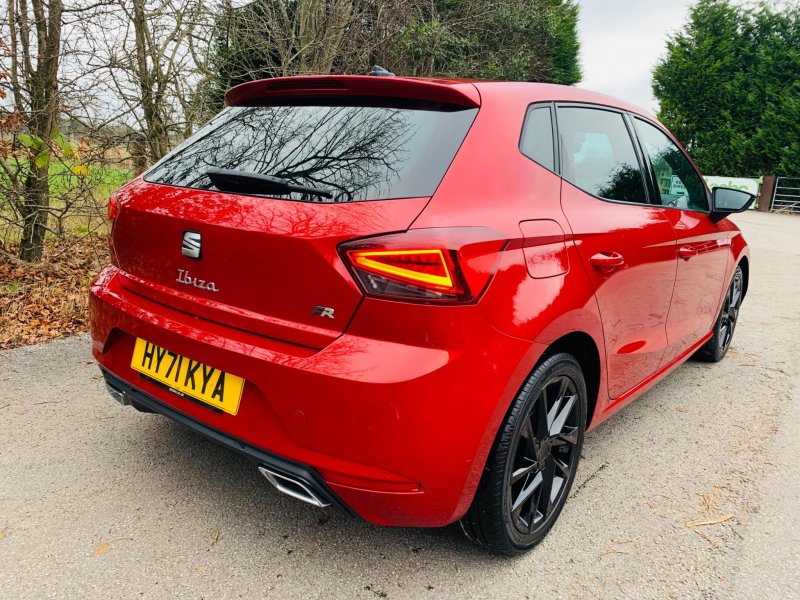 SEAT IBIZA