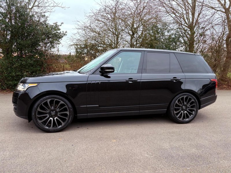 LAND ROVER RANGE ROVER