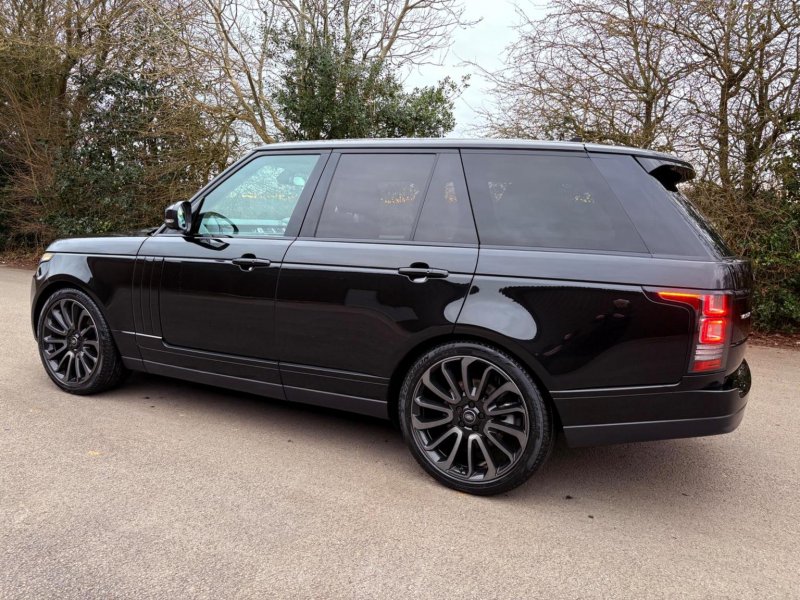 LAND ROVER RANGE ROVER