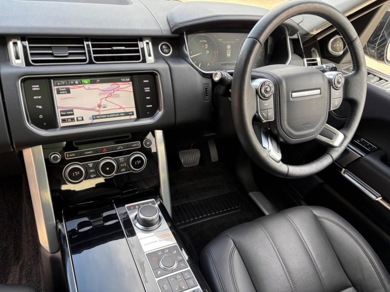 LAND ROVER RANGE ROVER