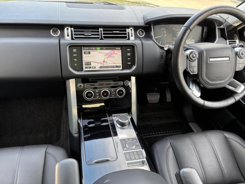 LAND ROVER RANGE ROVER