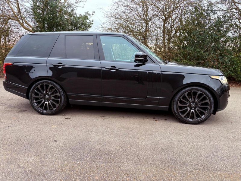 LAND ROVER RANGE ROVER