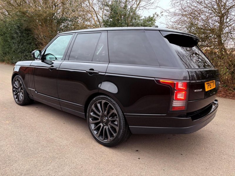 LAND ROVER RANGE ROVER