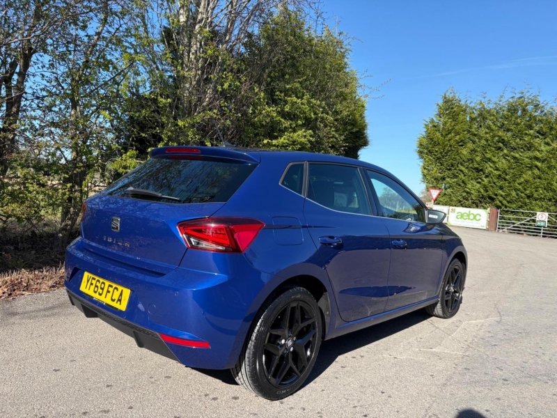 SEAT IBIZA