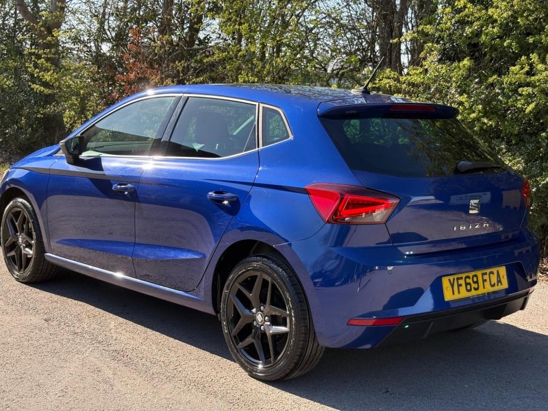 SEAT IBIZA