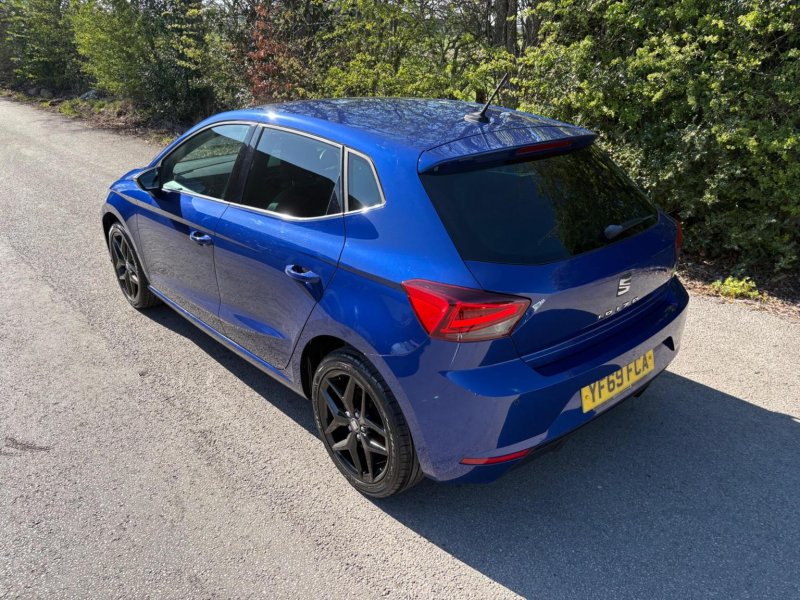 SEAT IBIZA