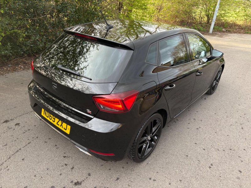 SEAT IBIZA