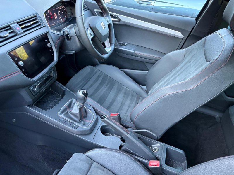 SEAT IBIZA