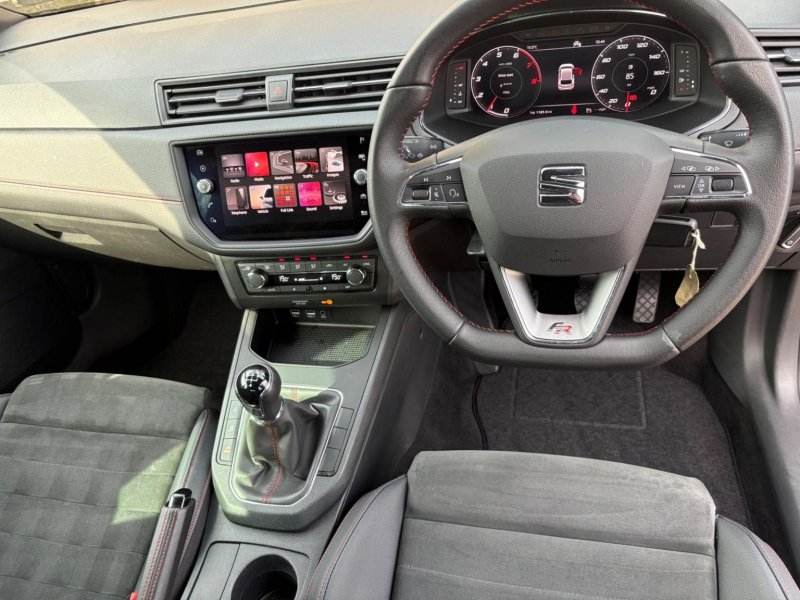 SEAT IBIZA