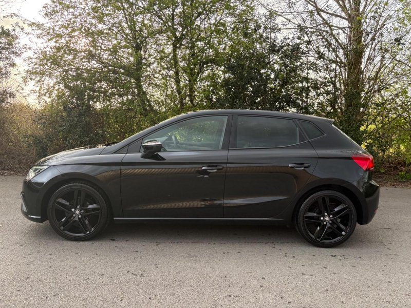 SEAT IBIZA